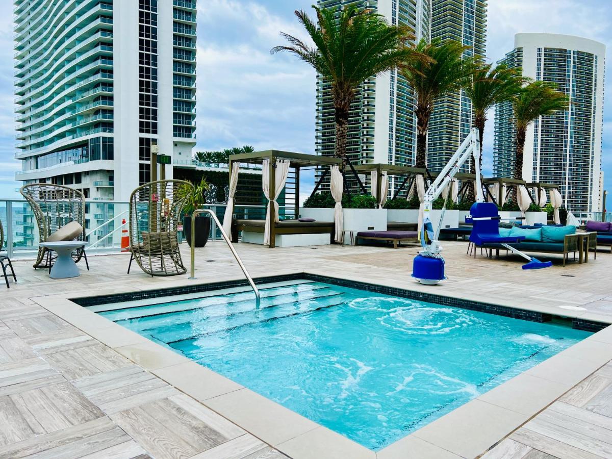 Hyde Beach House - Luxury 2-Bedroom - Gorgeous View - Resort Amenities - Rooftop Pool - Hot Tub - Tennis Court - Minutes To The Ocean Голлівуд Екстер'єр фото